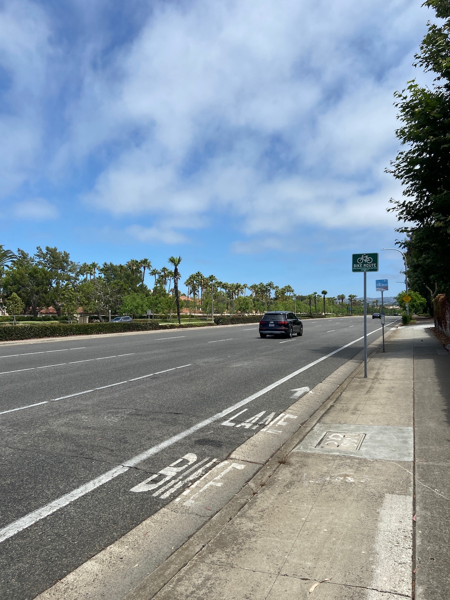 Fictitious bike lane