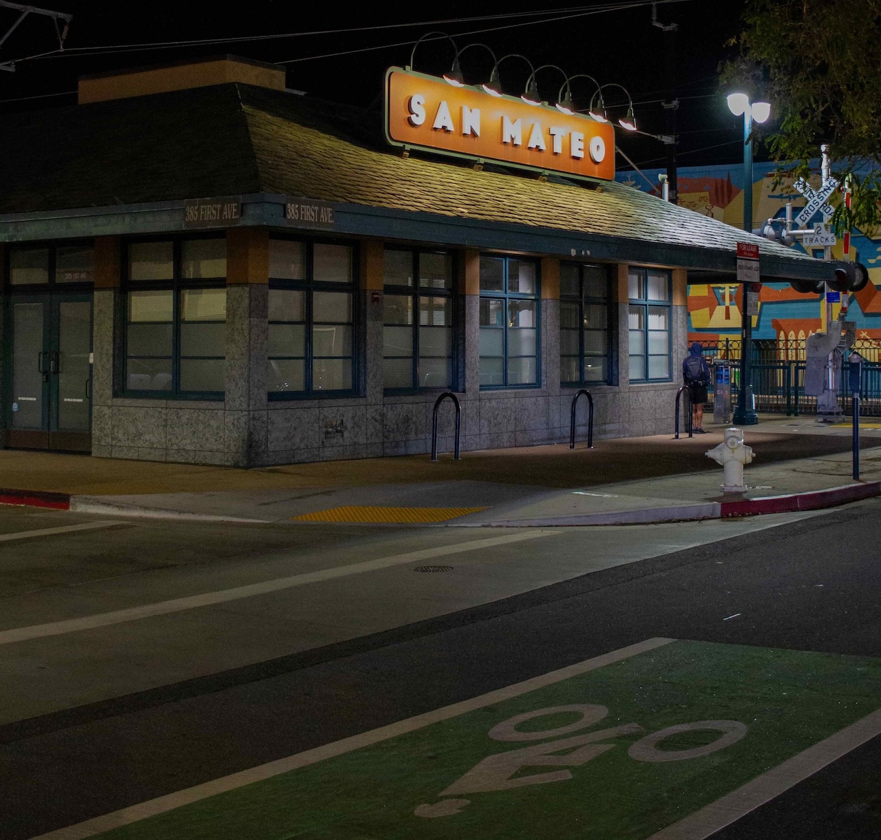 Max Mautner's night time photo of San Mateo Caltrain station