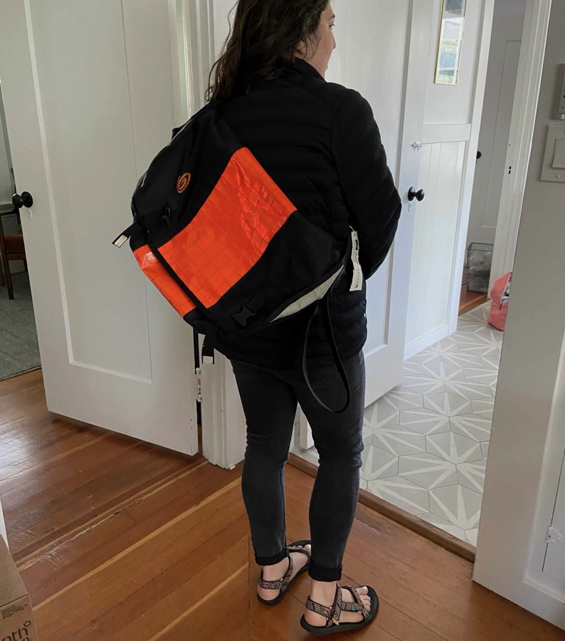 modeling a loaded messenger bag